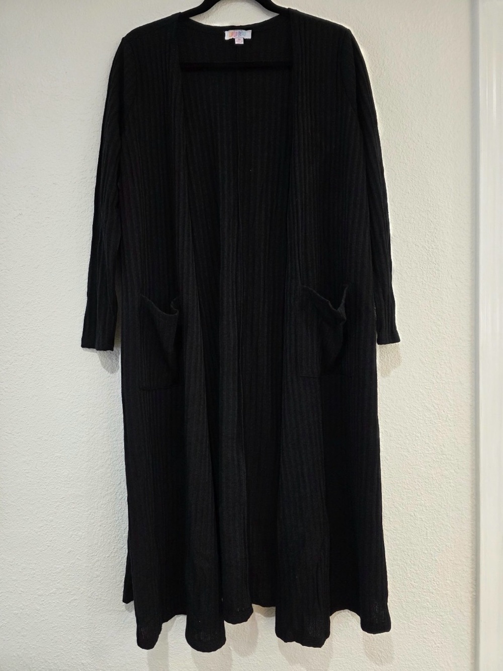 LuLaRoe Long Ribbed Duster Cardigan. Black. Size M